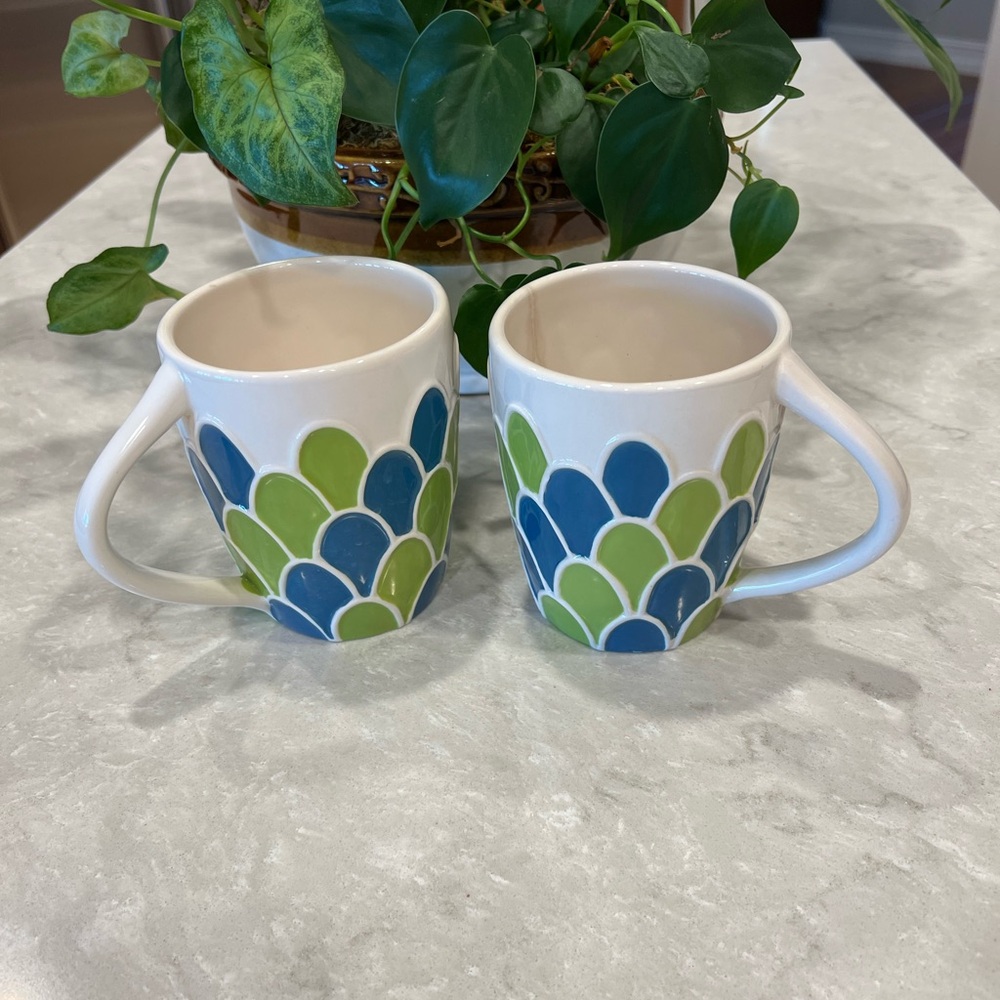 2 Starbucks 2009 siren mermaid scales 14oz Ceramic Mugs Set